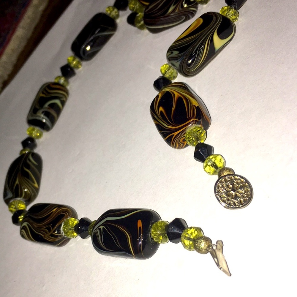 Handmade OOAK vintage Glass black bead 18 necklace - Picture 12 of 16